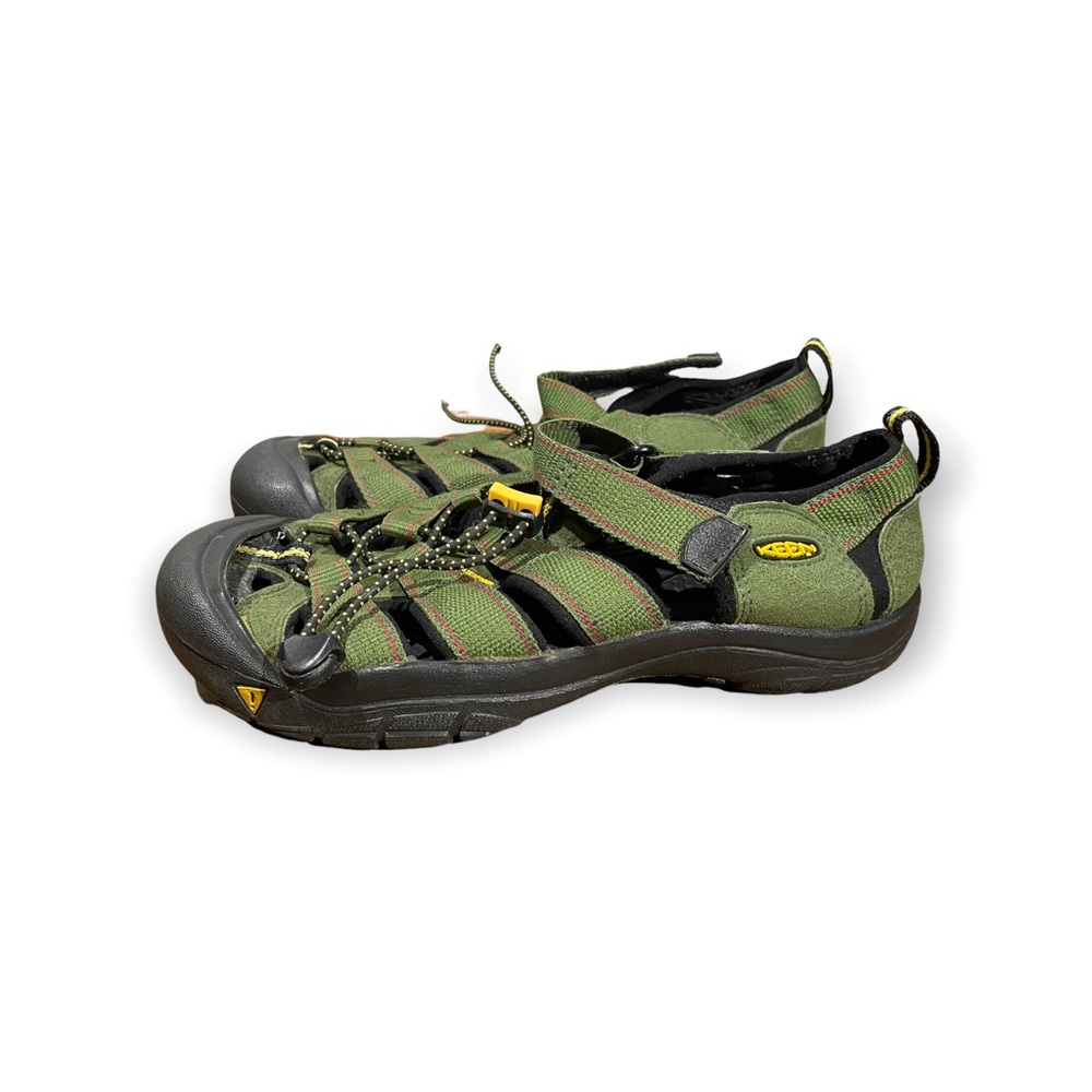 KEEN Olive Green Waterproof Youth Sport Sandals Shoes Size 5 / 38
